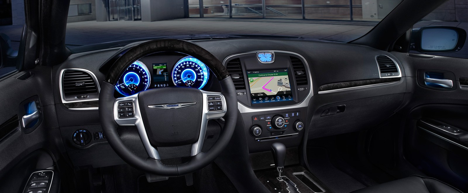 2014-Chrysler-300-SRT8